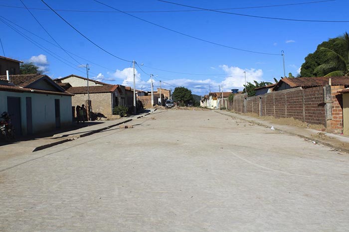 Prefeitura de Itaetê avança em obras de pavimentação pelo município 