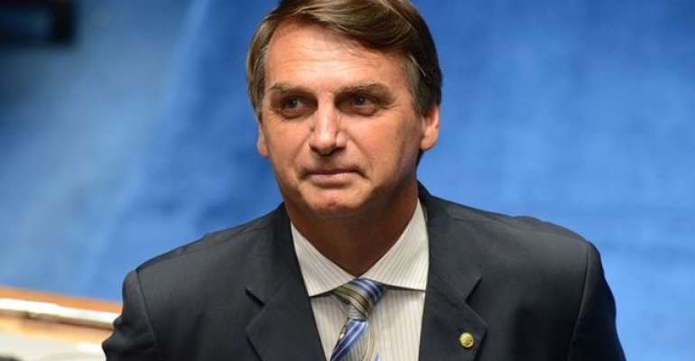 Bancada evangélica da Câmara oficializa apoio a Bolsonaro
